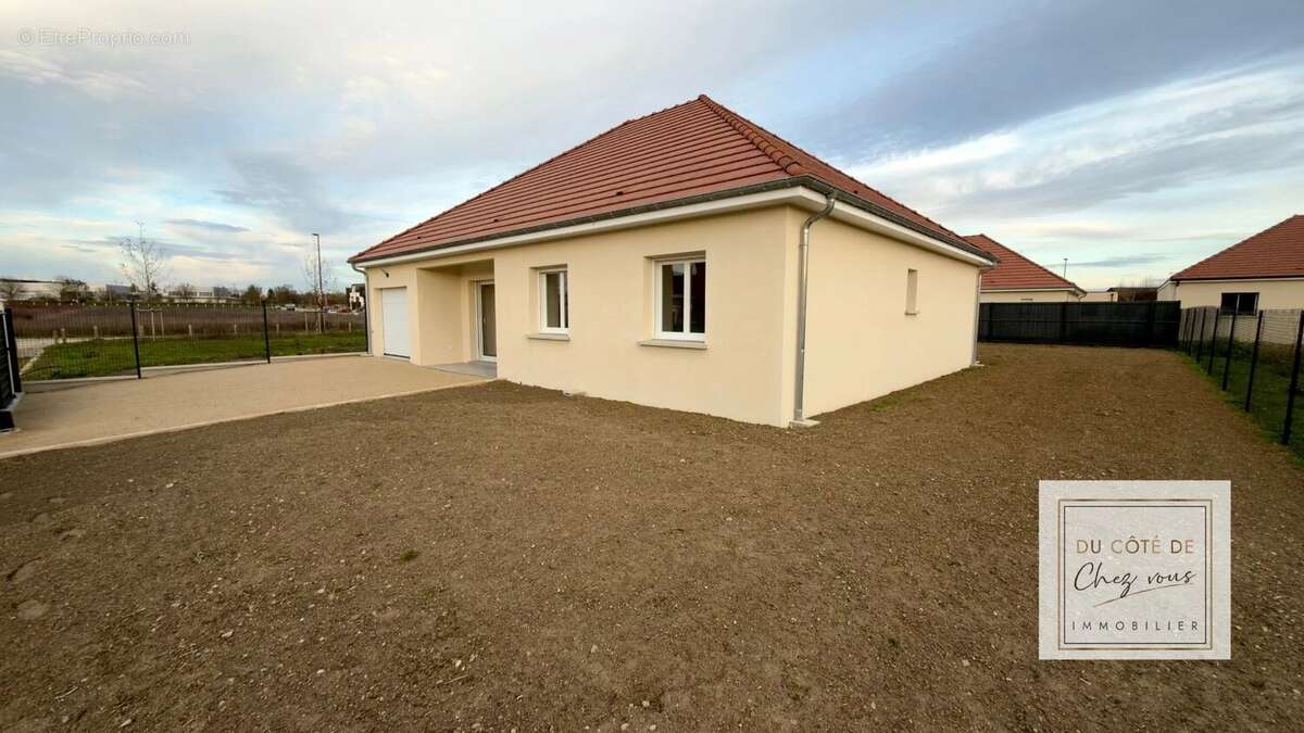 Maison à ROSIERES-PRES-TROYES