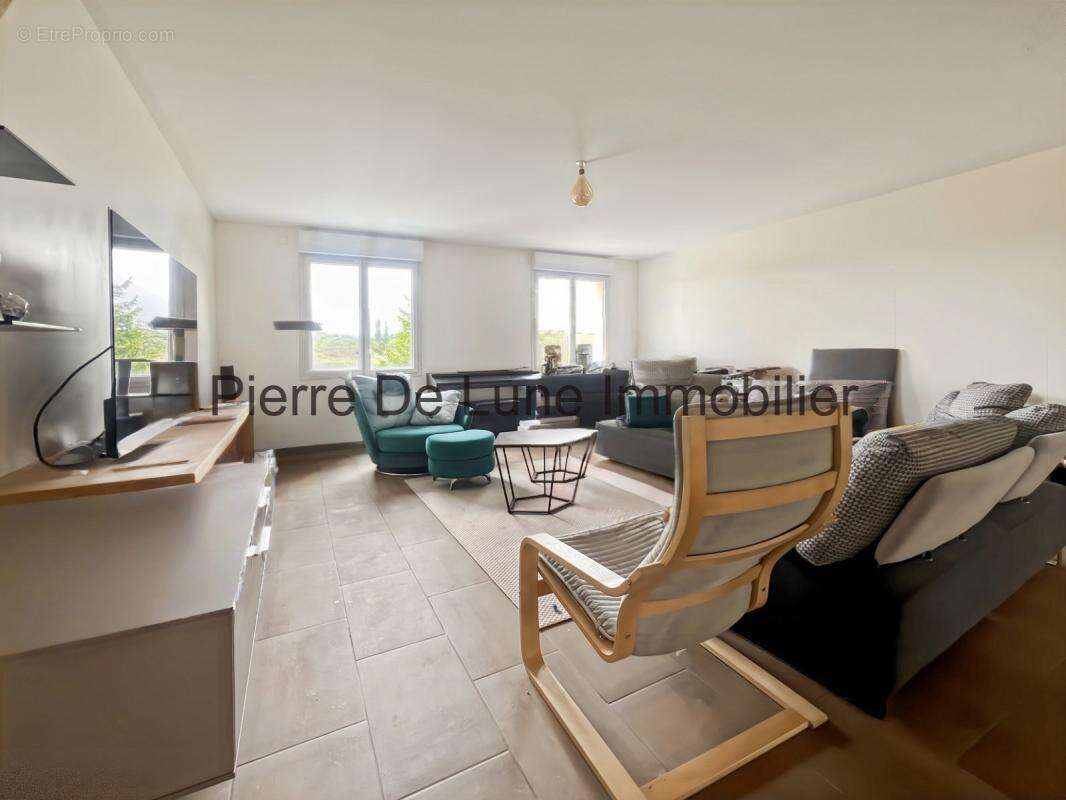 Appartement à LE BOIS-D'OINGT