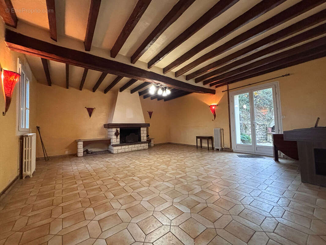 Maison à LA FERTE-GAUCHER