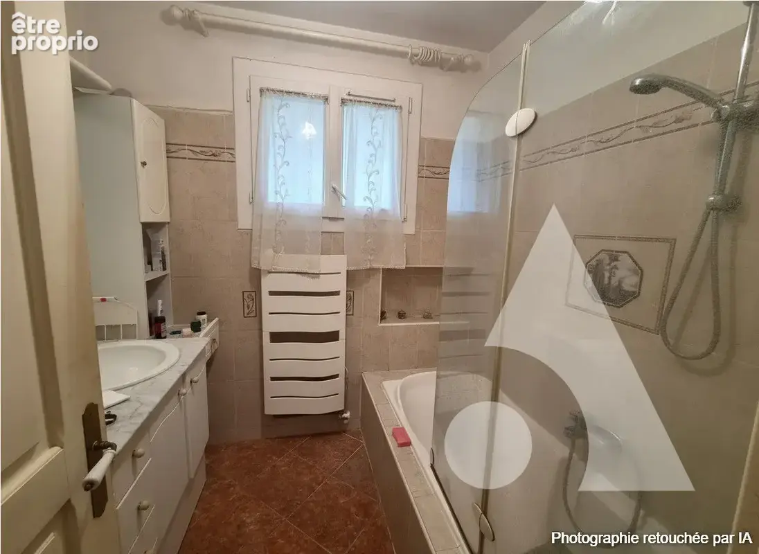 Le Luc : maison 2 appartements T3 + annexes, en impasse, proche commodités - photo 12