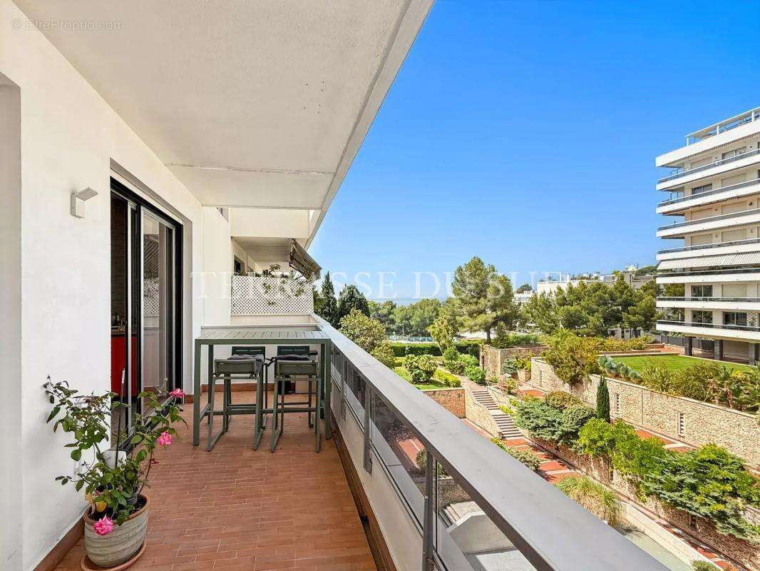 Appartement à MARSEILLE-8E