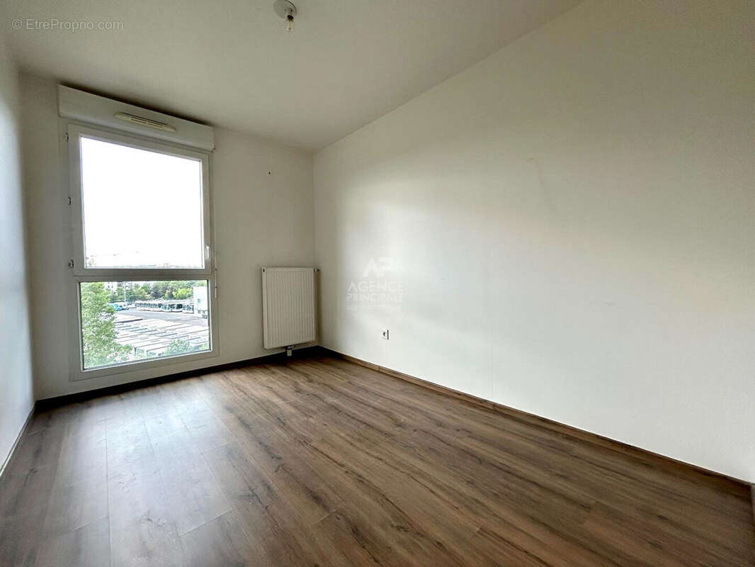 Appartement Carrieres Sous Poissy 5 pièce(s) 103 m2 - photo 5