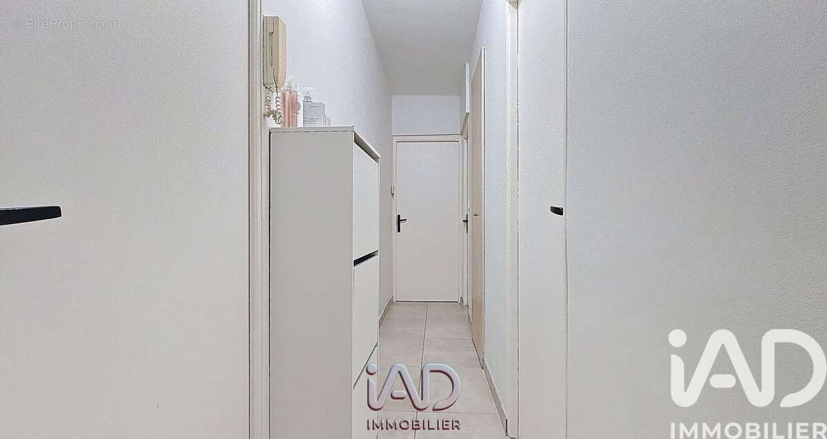 Photo 6 - Appartement à SAINTE-GENEVIEVE-DES-BOIS