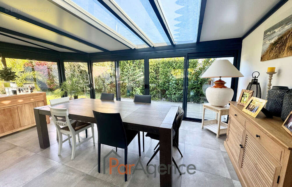 Maison à VAUX-SUR-MER