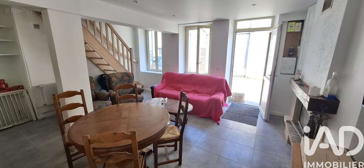 Maison 66 m² à Villecien  - photo 3