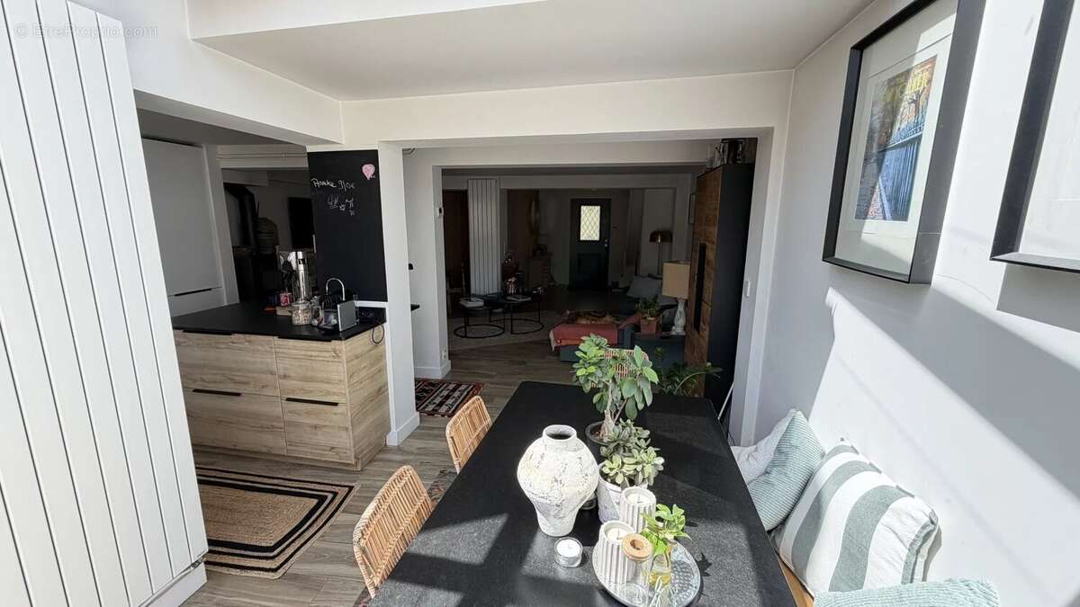 Appartement à L'ETANG-LA-VILLE