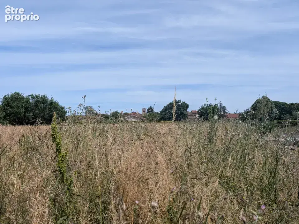 Photo Terrain à Villeneuve au prix de 138 500€