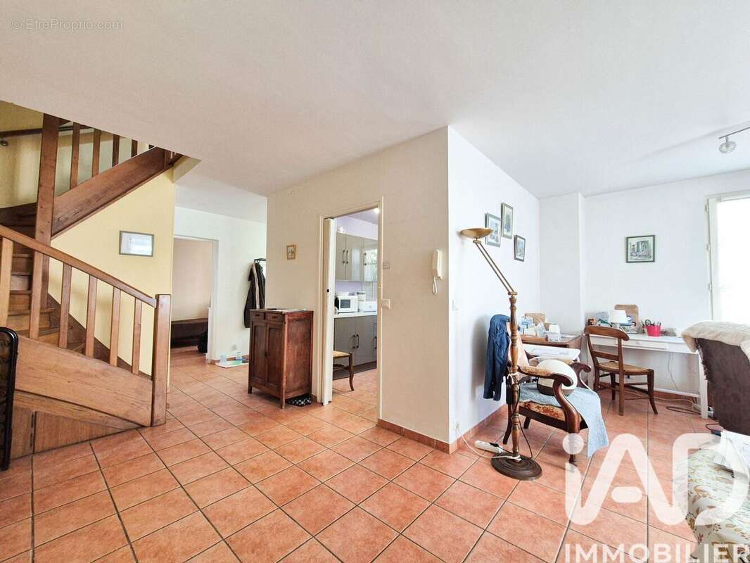 Photo 2 - Maison à HOUDAN