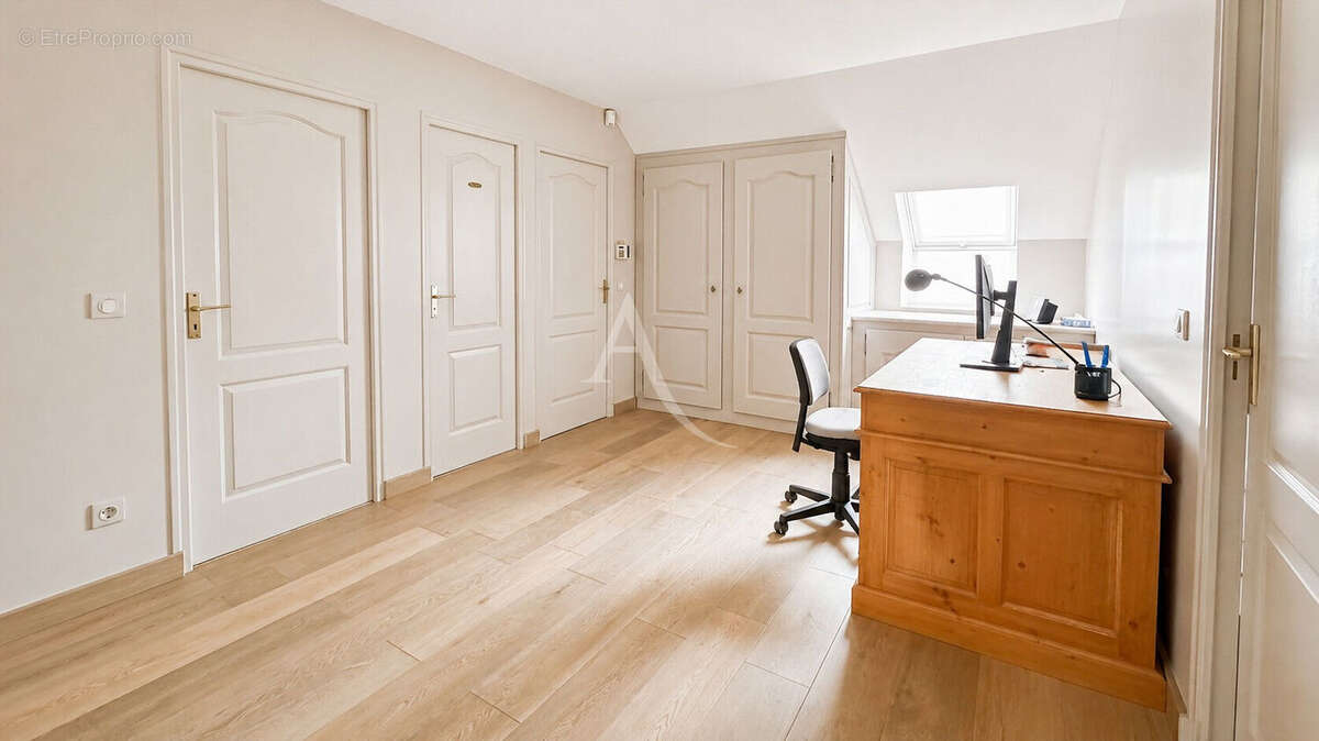 Maison Ableiges 7 pièce(s) 168.45 m2 - photo 9