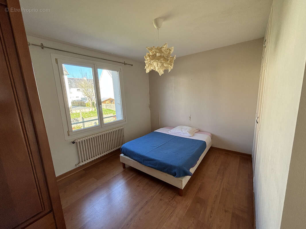 Maison à LE RELECQ-KERHUON