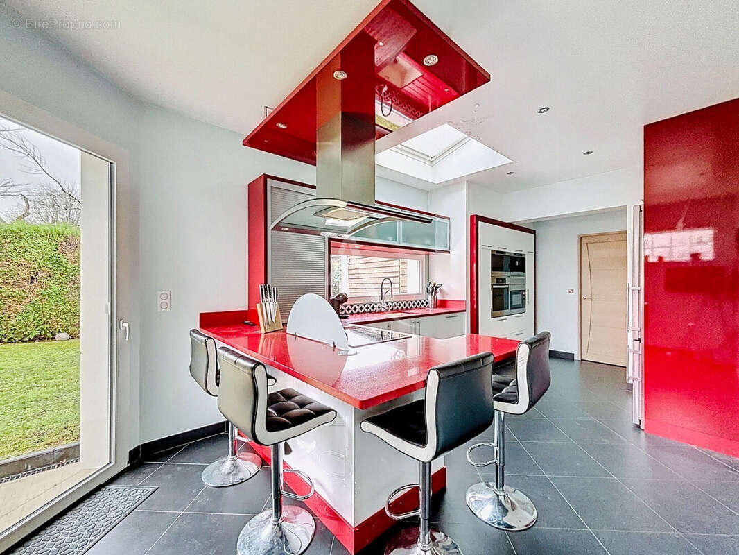 Maison à CHANTELOUP-EN-BRIE