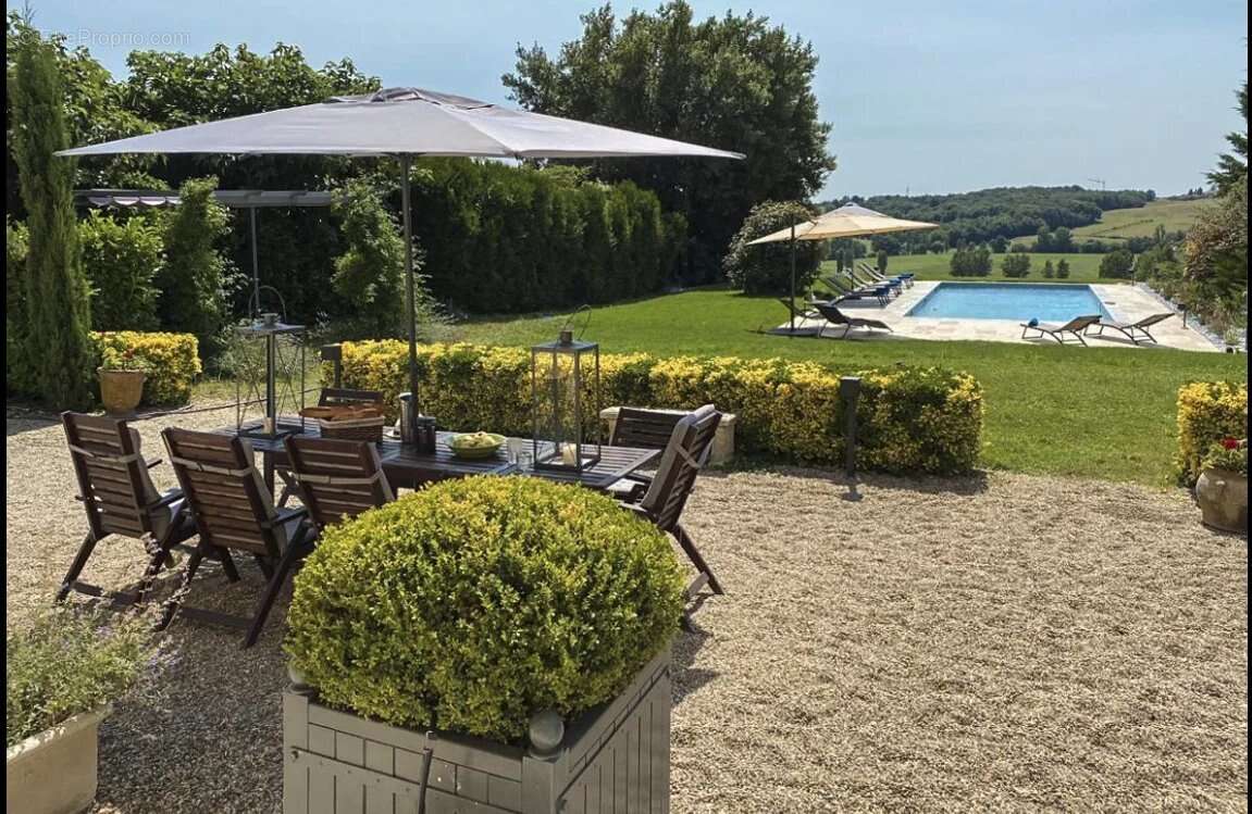 Splendide Château du XIXème siècle avec Tourelles – Élégance, Confort et Art de Vivre à la Française - photo 17