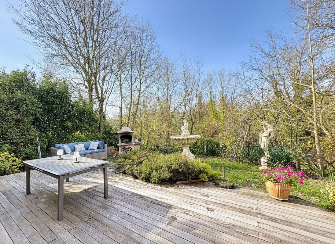 Maison à SUCY-EN-BRIE