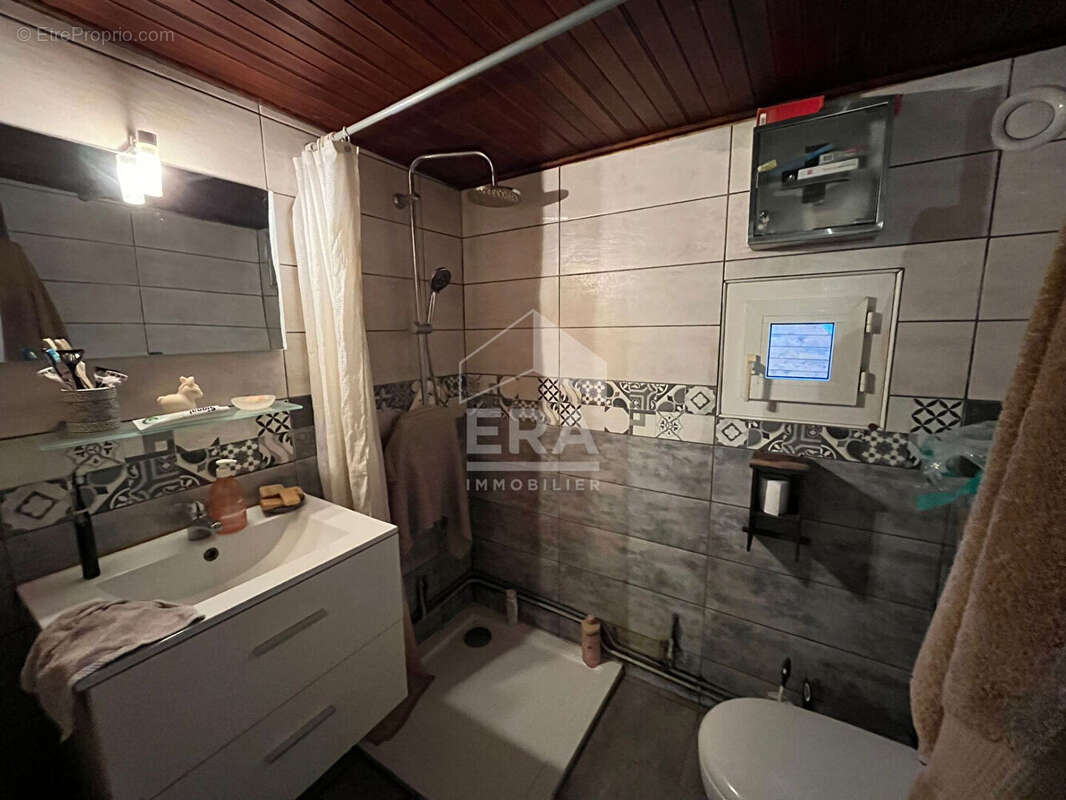 Maison à VILLIEU-LOYES-MOLLON