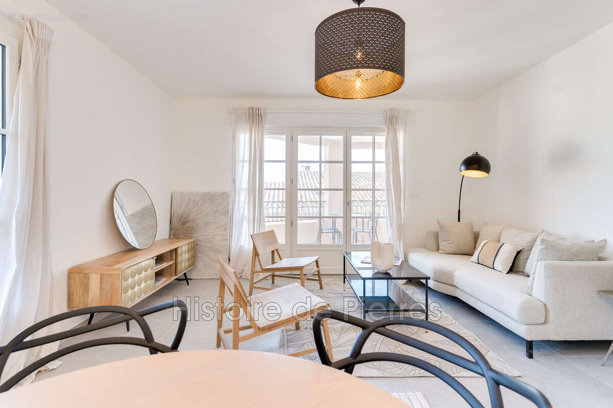 Appartement à GRIMAUD