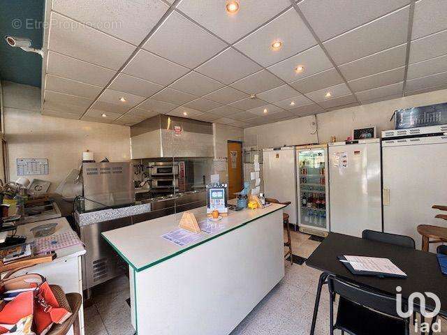 Photo 4 - Commerce à LABEGUDE