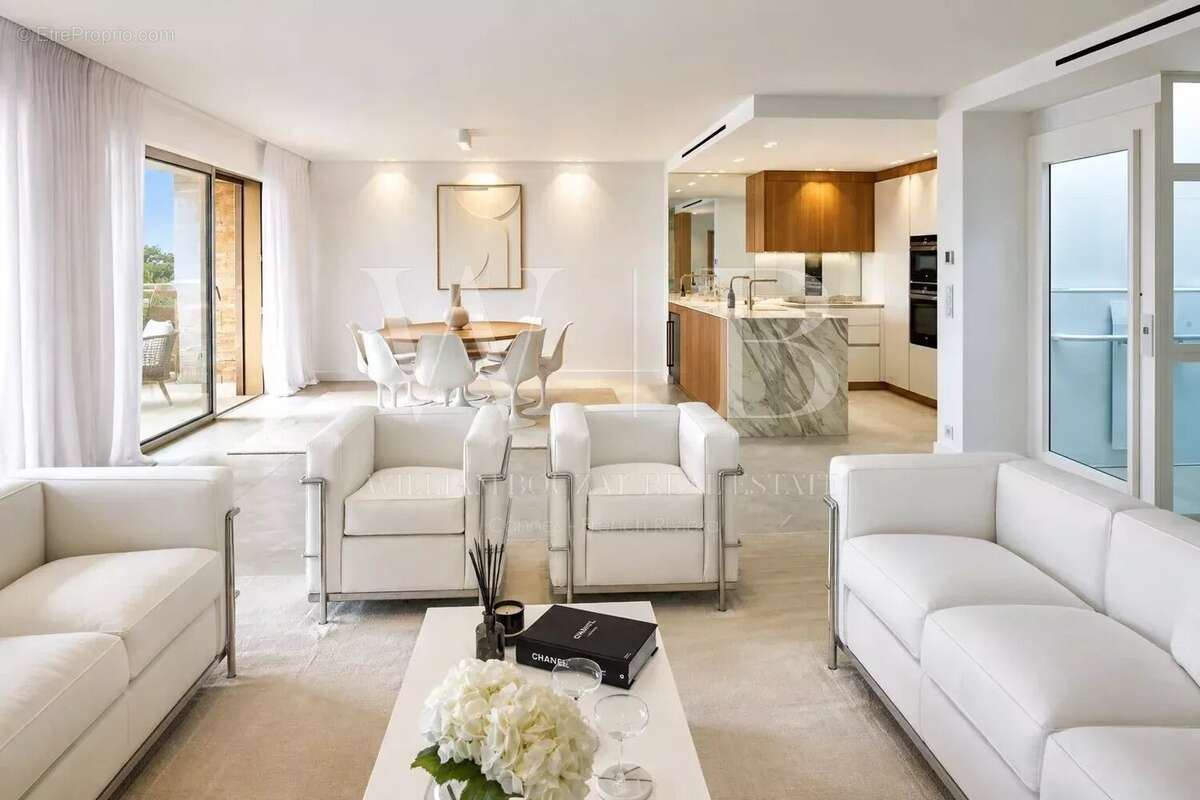 Cannes, la Californie - Exceptionnel Penthouse avec vue mer panoramique et 170 m² de terrasses - photo 3