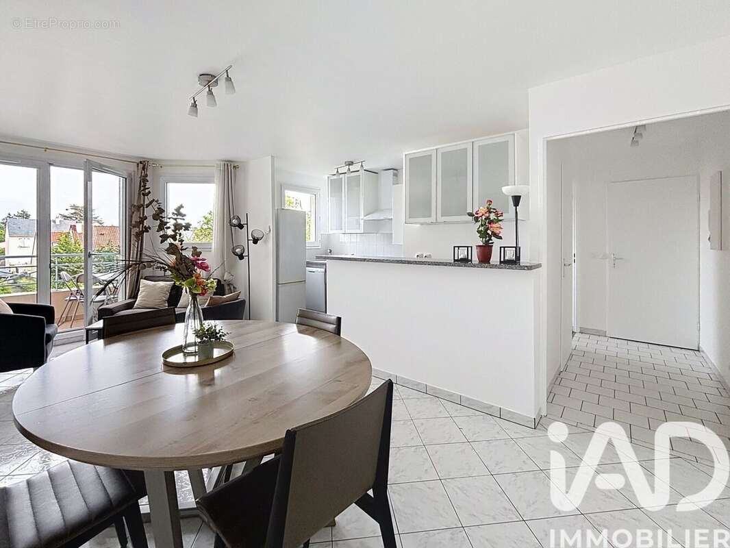Photo 2 - Appartement à DEUIL-LA-BARRE