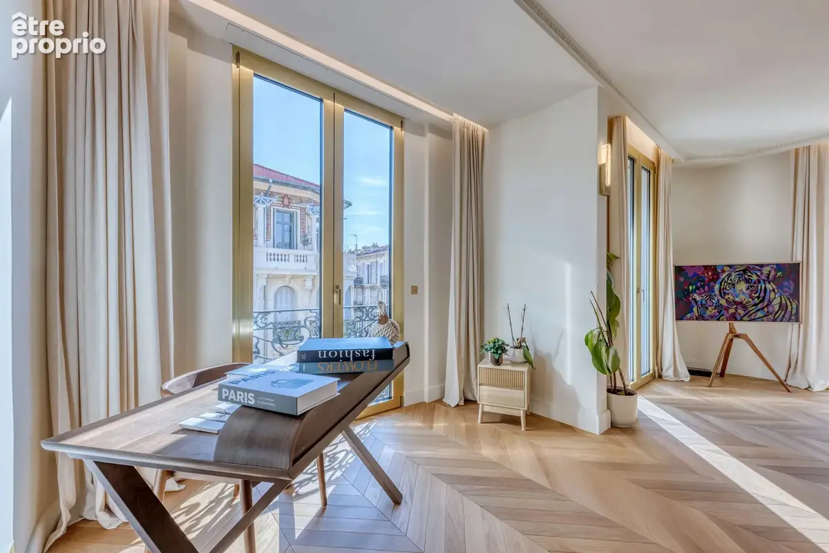 Nice - Carré d'or- 4p avec Balcons rénové - photo 13