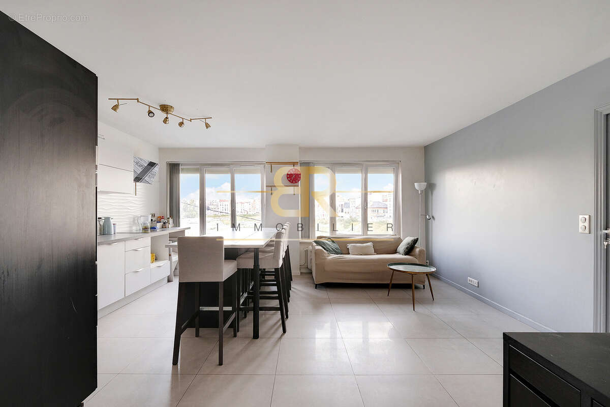 Appartement à SAINT-OUEN