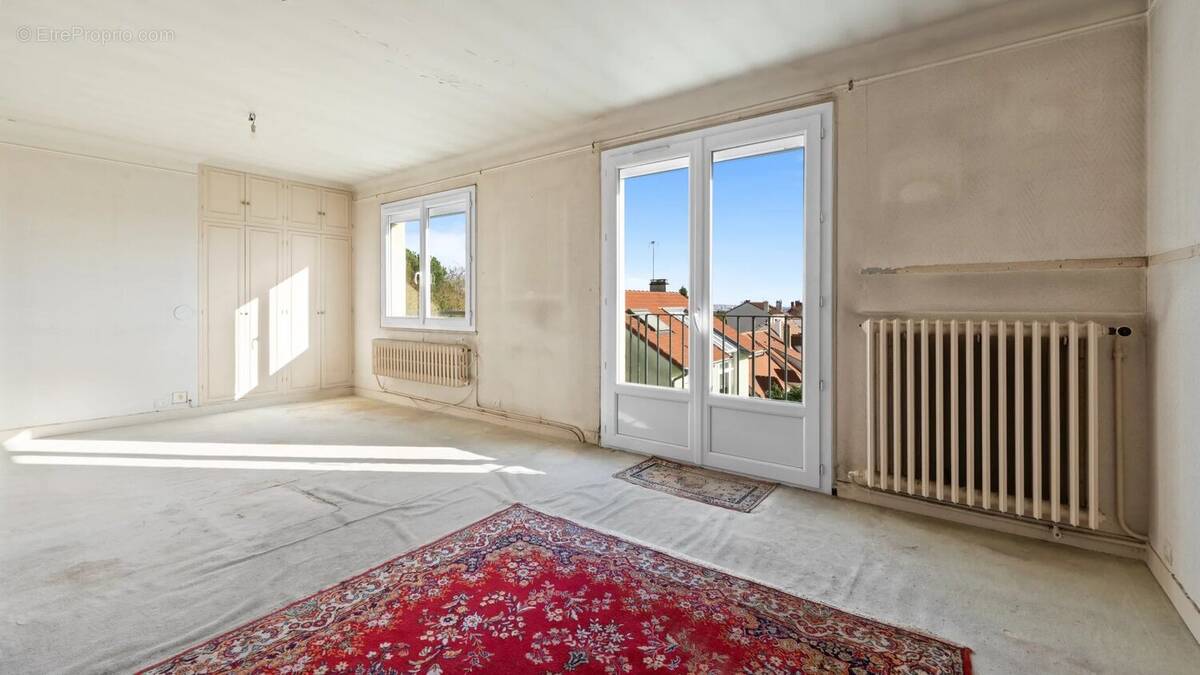 Appartement à GARCHES