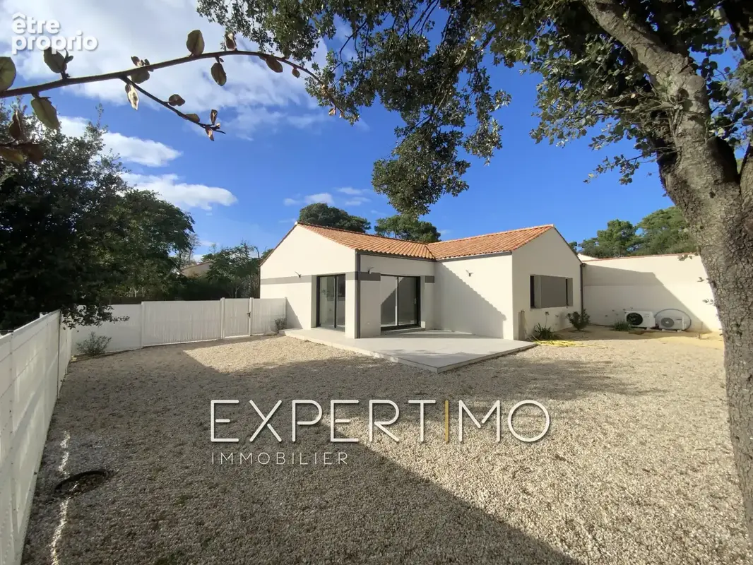 EXCEPTIONNEL à JARD-SUR-MER :  Maison neuve de plain-pied T5 de 86 m2 à 50 m du Port et à 200 m de la plage - photo 2