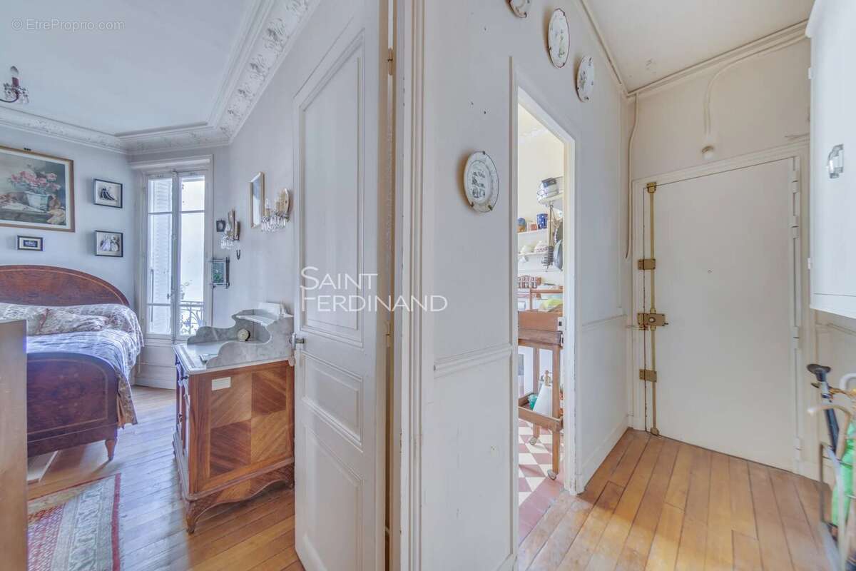 Appartement à NEUILLY-SUR-SEINE