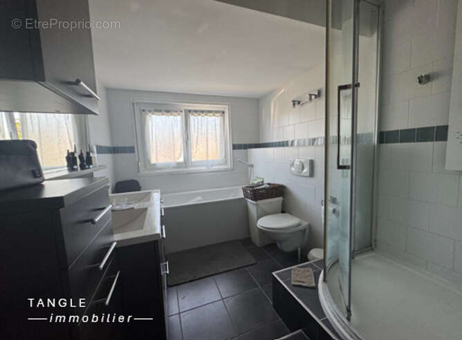 Maison 110 m² à Toufflers  - photo 10