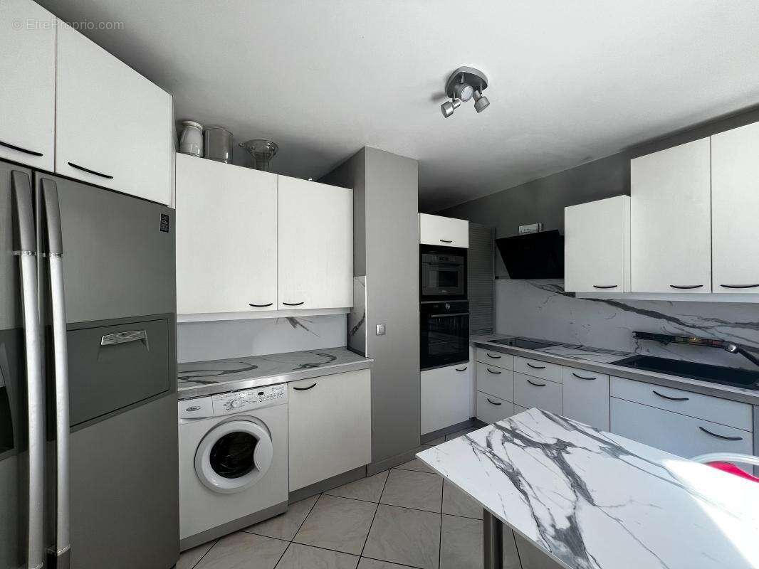 Appartement à CRAN-GEVRIER