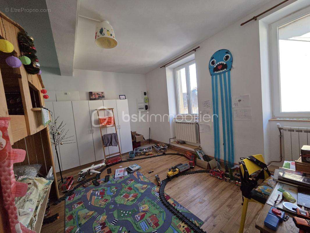 Maison à LE GRAND-LEMPS