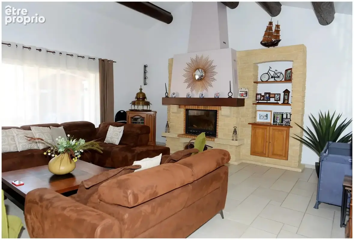 MONTELIMAR - 26200 (Drôme) France Villa contemporaine T5 190m² – Terrain clos 900 m² Garage 50 m² - Terrasse 90 m² - Piscine 32  - photo 7