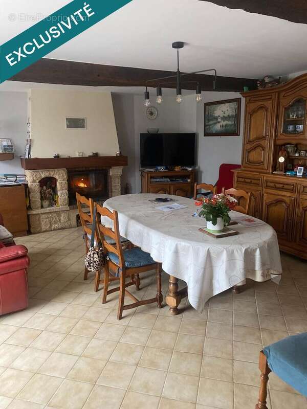 Maison 105 m² à Saint-Georges-Sur-Erve  - photo 4