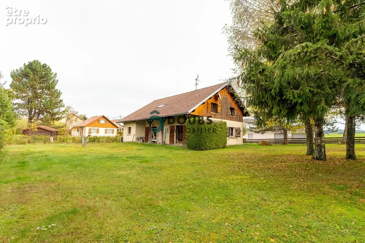 Maison au Russey - photo 1