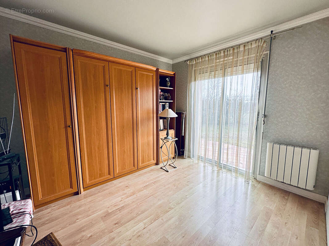 Maison avec dépendance, piscine et bois près de Villeréal - photo 7