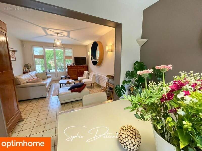 Maison à JOUE-LES-TOURS