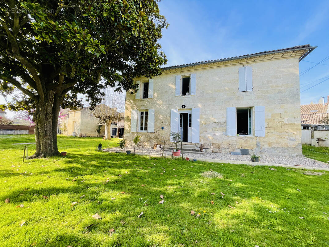 Maison à SAINTE-TERRE