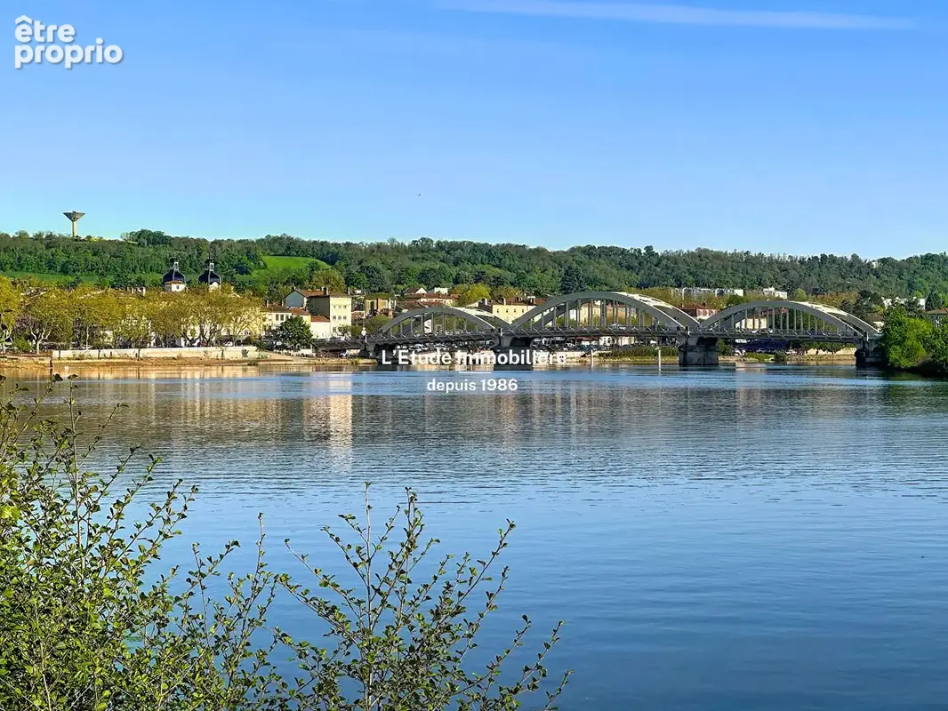T2 - 47m2 - quai de saone - garage - photo 4