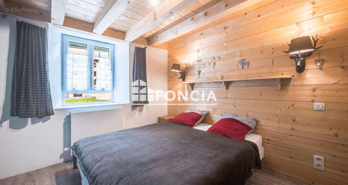 CHAMONIX-MONT-BLANC - ARGENTIÈRE : Maison rénovée 100 m² avec jardin, au pied des Grands Montets - photo 8