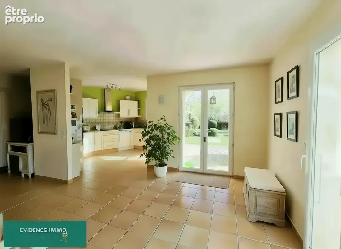 Maison 4 chambres + bureau, sur 3 000 m2 de terrain. - photo 4