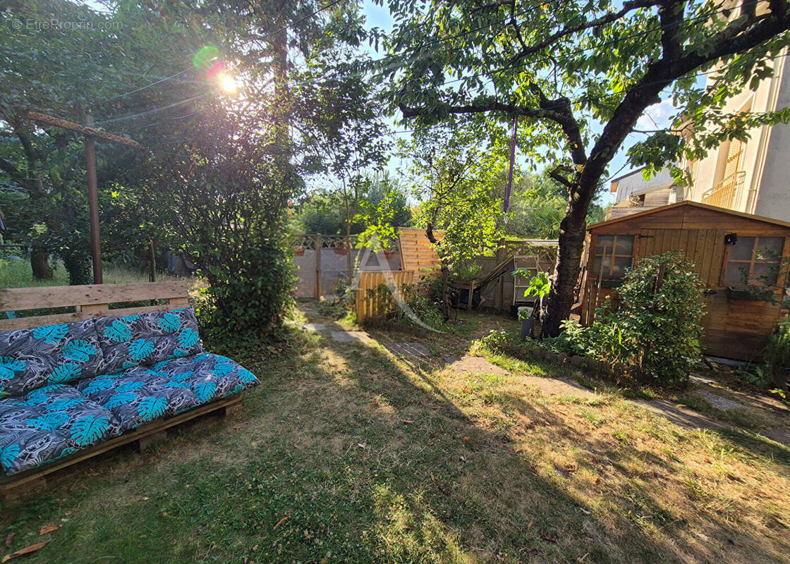 Appartement à LE PERREUX-SUR-MARNE