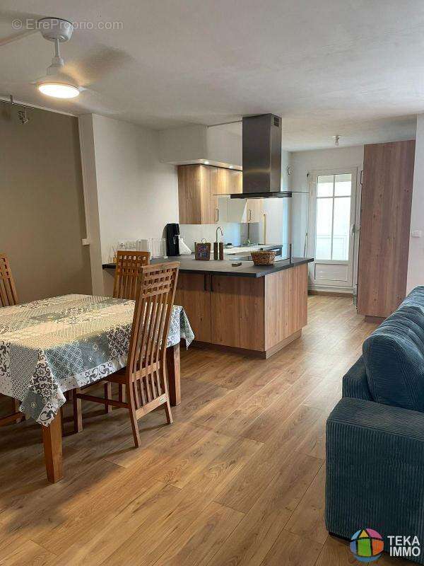 Appartement à SAINT-DENIS