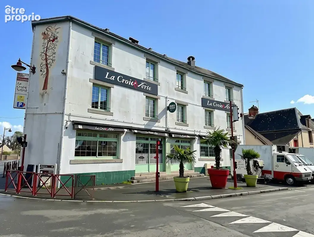 Autre à NEAU