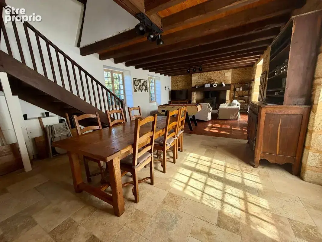 Propriété de caractère sur 2 hectare avec piscine – 3 habitations- Périgord Noir - photo 5