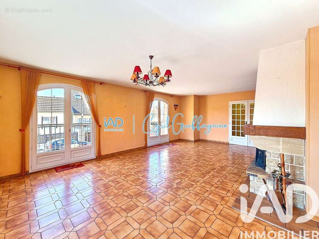Photo 4 - Maison à VARENNES-SUR-SEINE