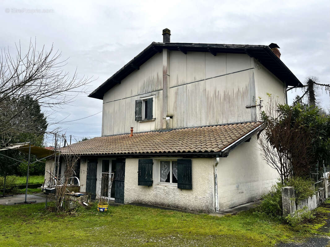 Maison à BELIN-BELIET