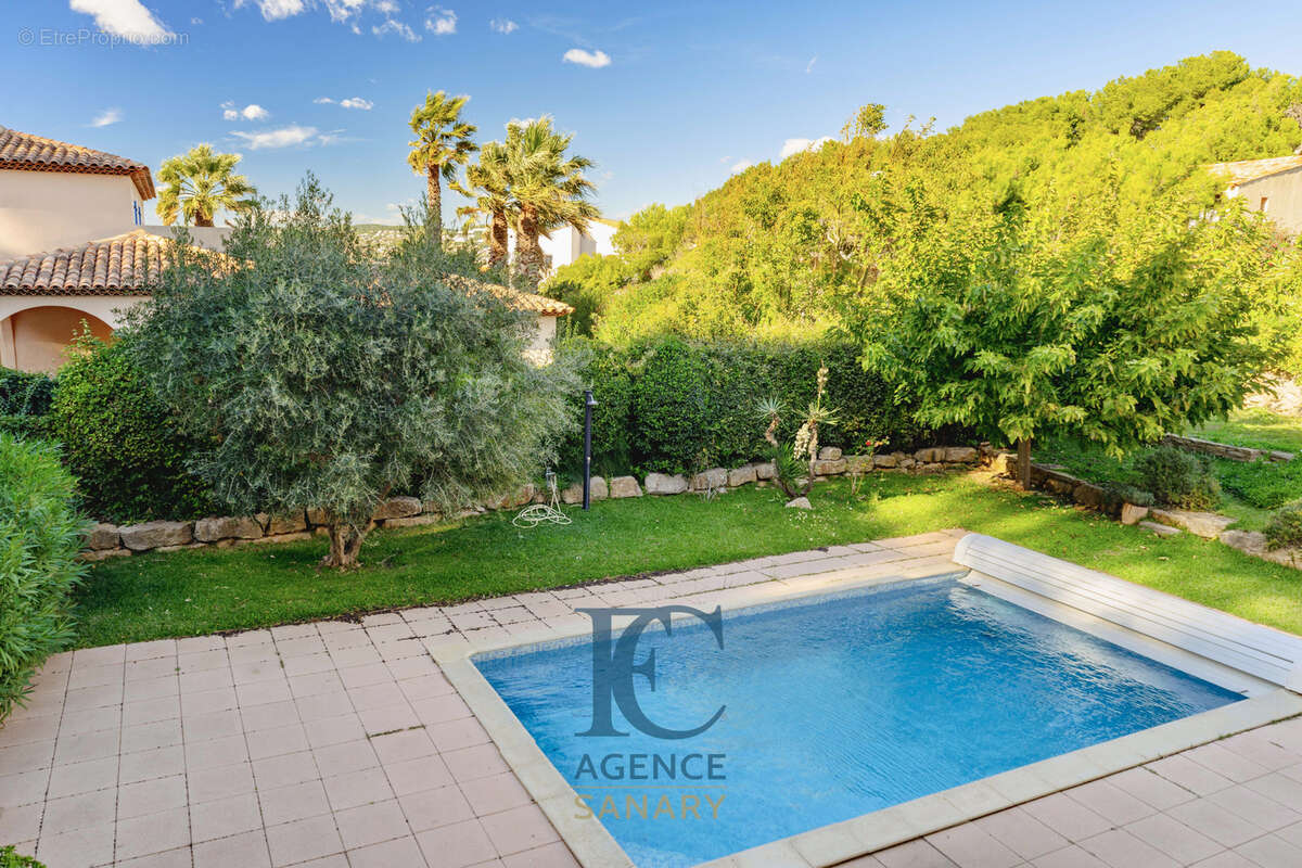 Appartement à SANARY-SUR-MER