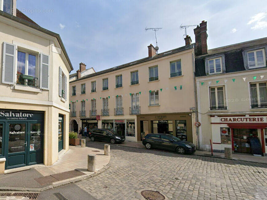 Commerce à RAMBOUILLET