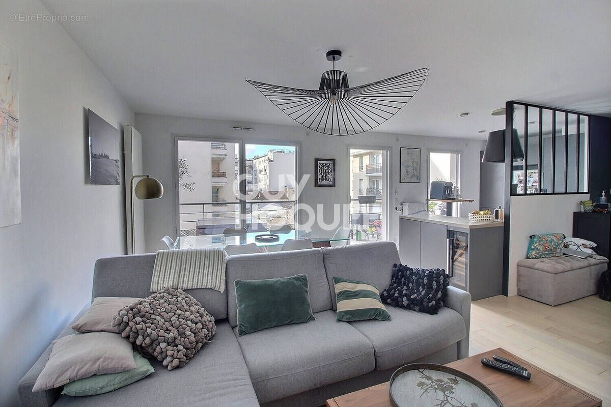 Appartement à SURESNES