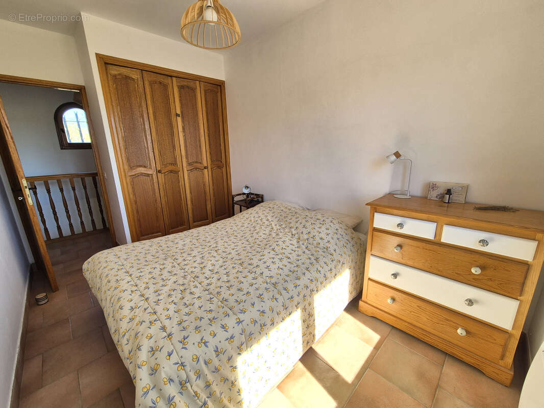 Maison à SOLLIES-PONT