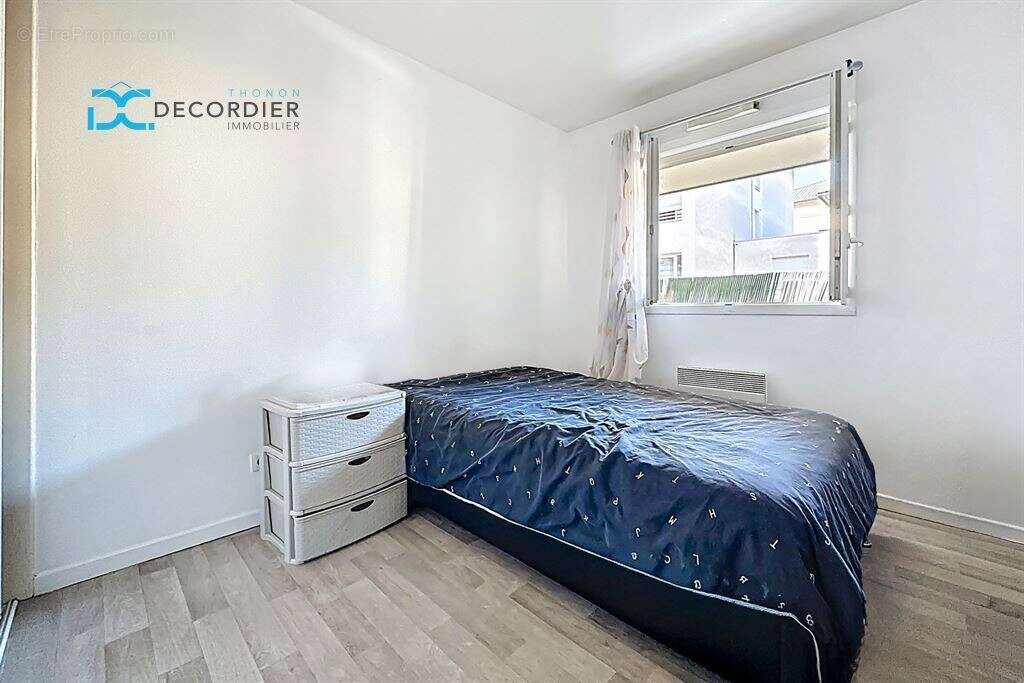 T3 lumineux de 61,35m² – proche centre-ville & gare – cave - 2 parkings couverts ! - photo 9